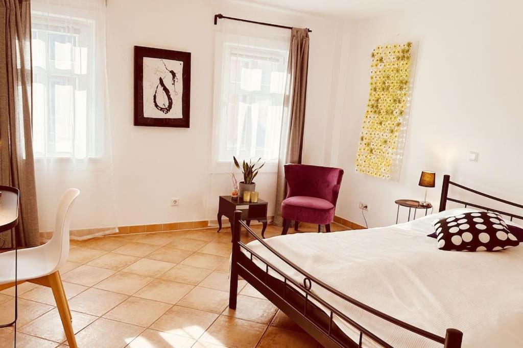 Kuenstler Ferienwohnung Am Weilburger Schloss, Marktplatz 9 Kültér fotó