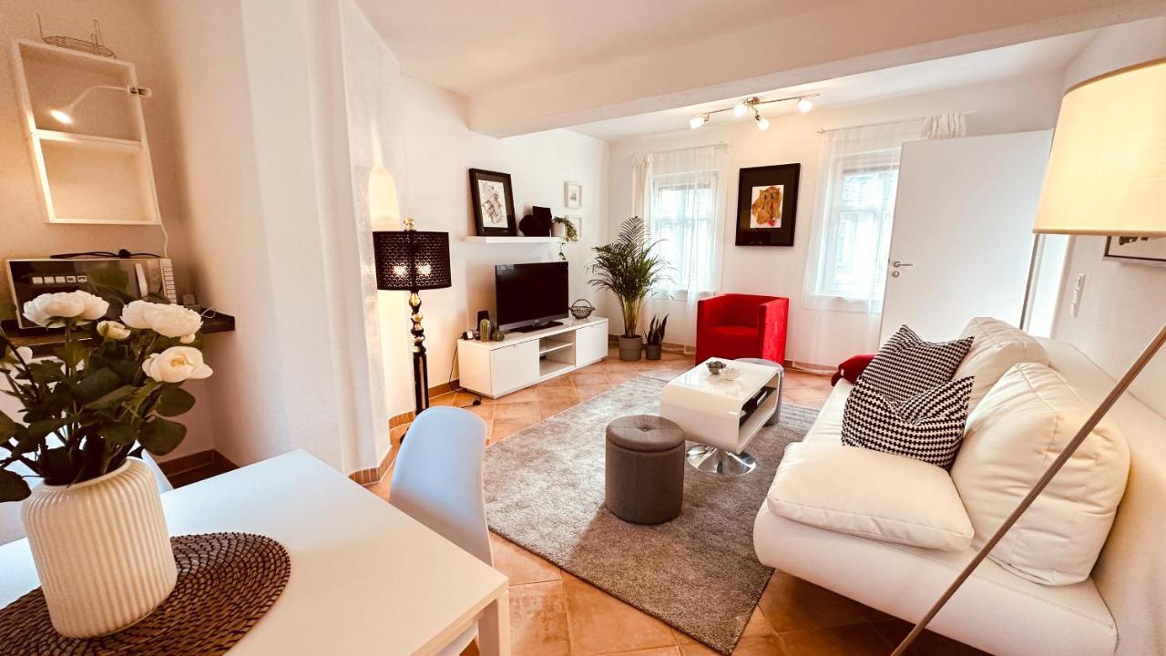 Kuenstler Ferienwohnung Am Weilburger Schloss, Marktplatz 9 Kültér fotó